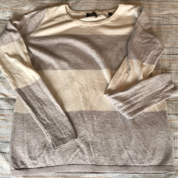 SOLD - Mexx light sweater - Picture 1 of 4